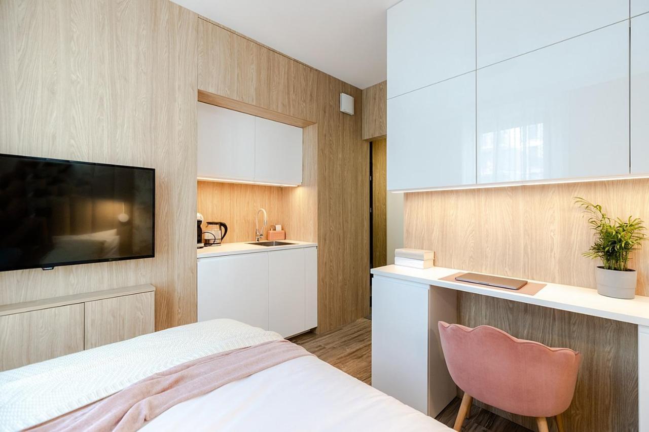 Studio Wola Apartament Kasprzaka - Wifi + Smart Tv Warsaw Luaran gambar