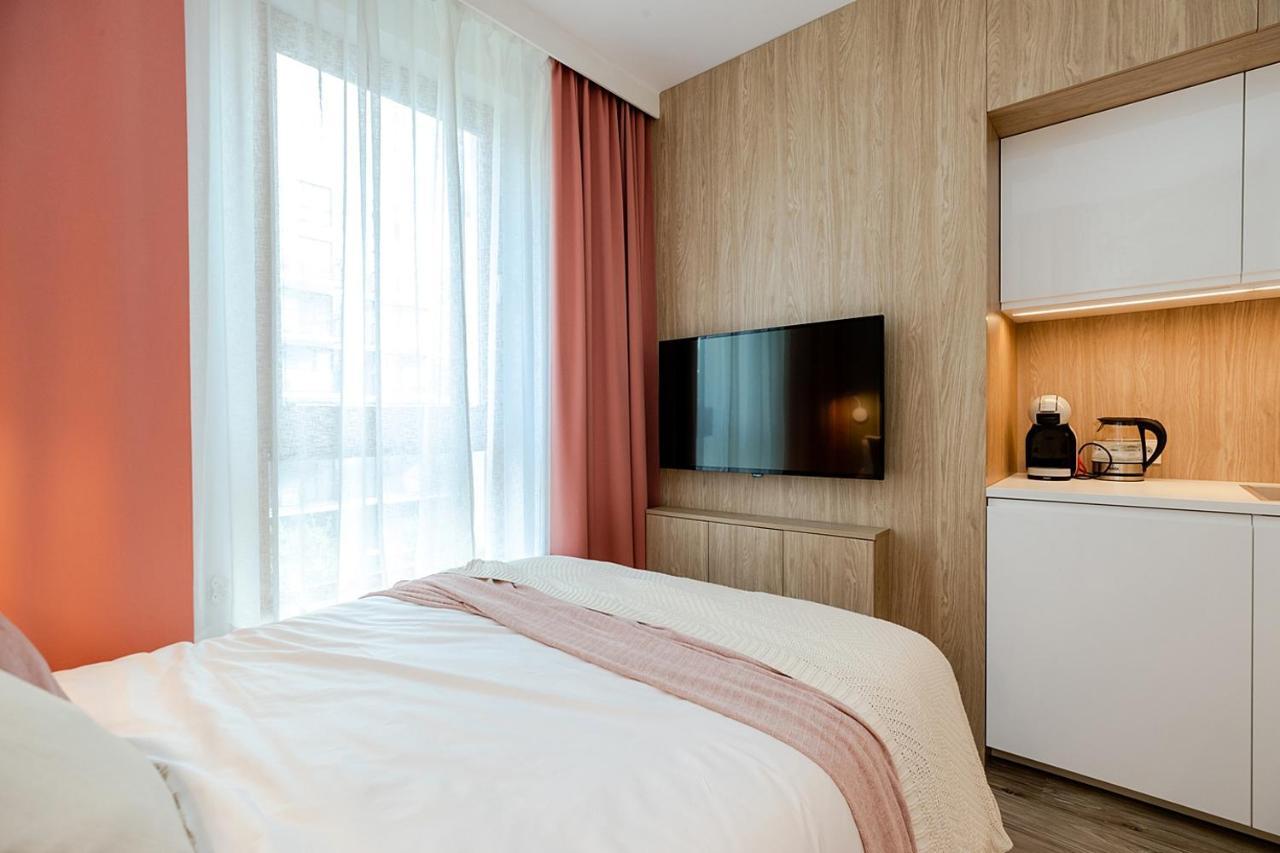 Studio Wola Apartament Kasprzaka - Wifi + Smart Tv Warsaw Luaran gambar