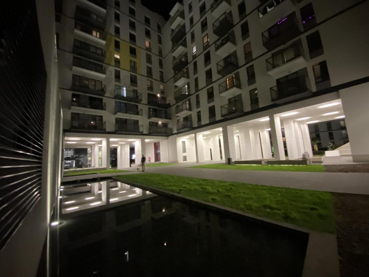 Studio Wola Apartament Kasprzaka - Wifi + Smart Tv Warsaw Luaran gambar